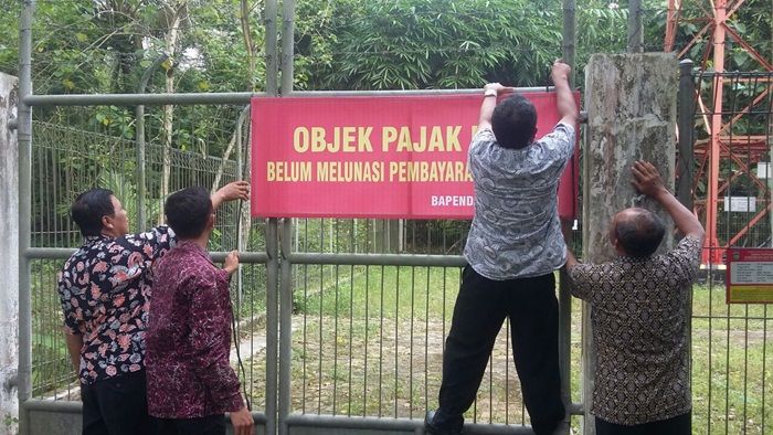 Nunggak Pajak, Bapenda Pacitan Segel Sejumlah Tower Telekomunikasi