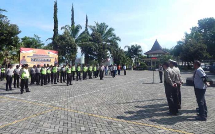 Amankan Long Weekend, Jajaran Polres Batu Sebar 99 Anggota di Beberapa Simpul Jalan Amankan Long Weekend, Jajaran Polres Batu Sebar 99 Anggota di Beberapa Simpul Jalan