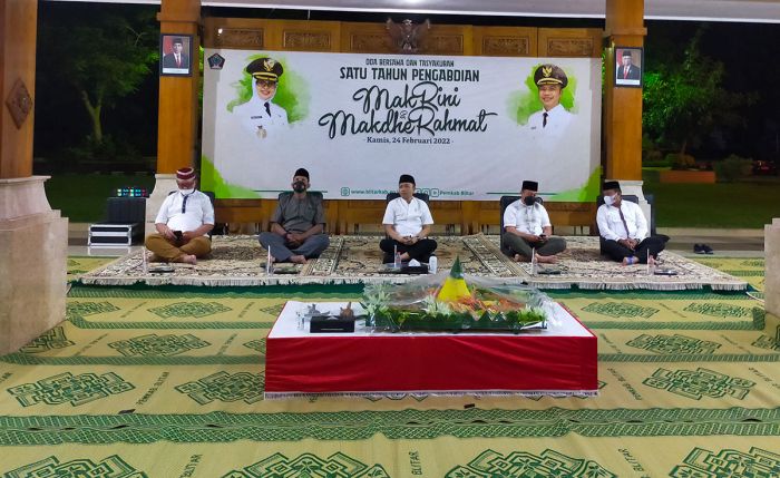 Ajak Dialog Masyarakat, Cara Mak Rini-Makdhe Rahmat Peringati Satu Tahun Kepemimpinan Ajak Dialog Masyarakat, Cara Mak Rini-Makdhe Rahmat Peringati Satu Tahun Kepemimpinan