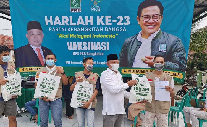 Sambut Harlah ke-23 PKB, DPC PKB Bangkalan Gelar Vaksinasi Berhadiah Sembako Sambut Harlah ke-23 PKB, DPC PKB Bangkalan Gelar Vaksinasi Berhadiah Sembako