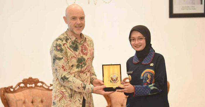 Sambut Konjen AS, Wali Kota Kediri Bahas Kerja Sama Pendidikan dan Kebudayaan