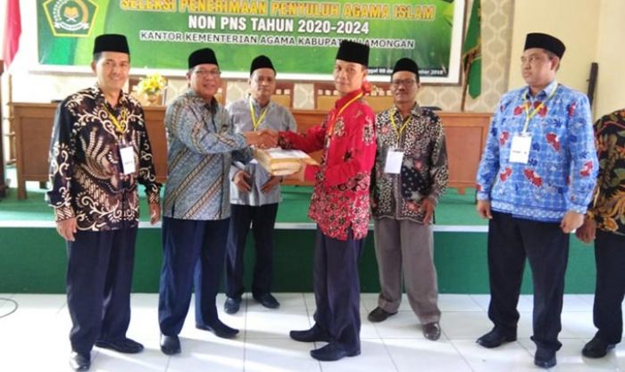 171 Pelamar Penyuluh Agama Non PNS Kemenag Lamongan Ikuti Tes Tulis 171 Pelamar Penyuluh Agama Non PNS Kemenag Lamongan Ikuti Tes Tulis