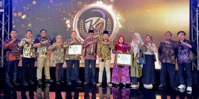 Pamekasan Raih Predikat Kabupaten Informatif di KI Awards Jatim 2025, Transparansi hingga ke Desa