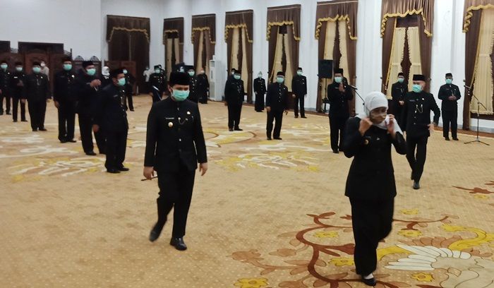 ​Lantik Pejabat Dindik Jatim, Gubernur Dekatkan ASN dengan Tempat Tinggal