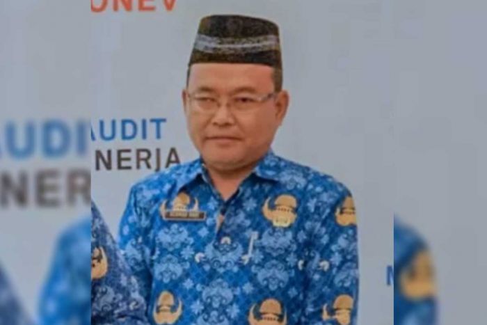 Bupati Gresik Tunjuk Achmad Hadi Jabat Plt Sekda Bupati Gresik Tunjuk Achmad Hadi Jabat Plt Sekda