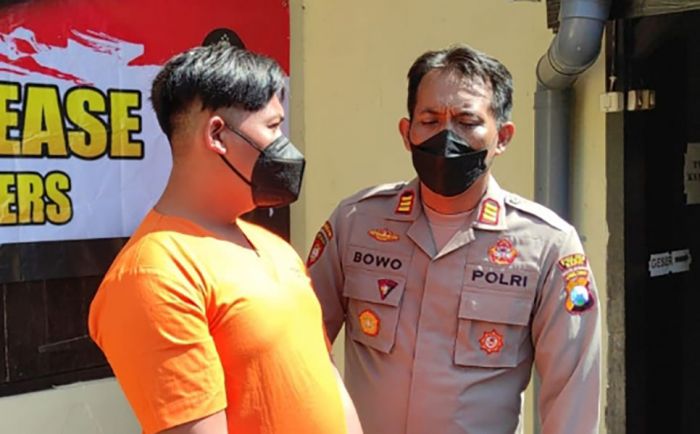 Jambret Dompet Berisi Uang Rp4 Ribu, Pemuda Pare Dikeroyok Warga Jambret Dompet Berisi Uang Rp4 Ribu, Pemuda Pare Dikeroyok Warga