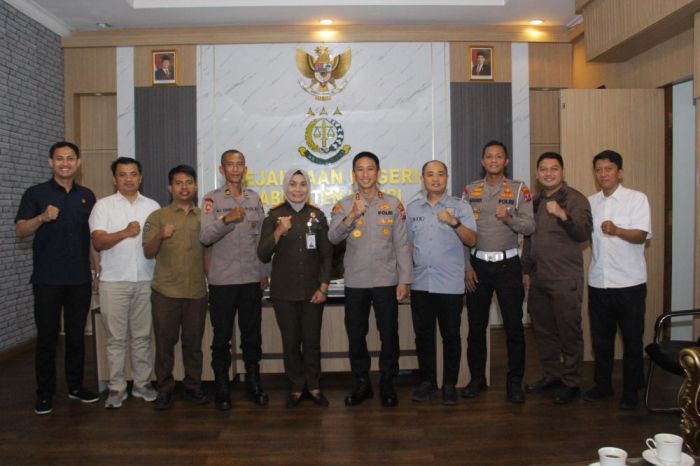 Perkuat Sinergi Penegakan Hukum, Kapolres Kediri Kota Kunjungi Kejari Kabupaten Kediri