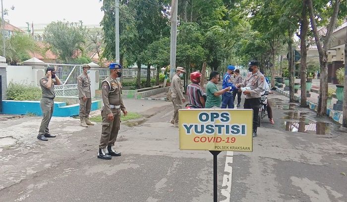 Cegah Omicron, Polres Probolinggo Gelar Operasi Yustisi Prokes Cegah Omicron, Polres Probolinggo Gelar Operasi Yustisi Prokes
