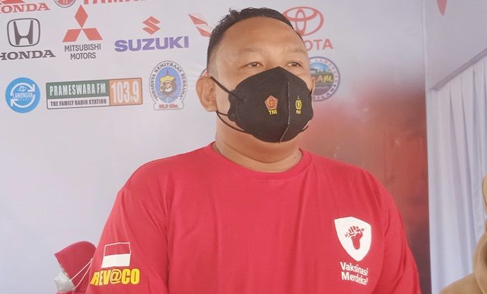 Polres Lamongan Gelar Vaksinasi Merdeka bagi Wajib Pajak Kendaraan Bermotor Polres Lamongan Gelar Vaksinasi Merdeka bagi Wajib Pajak Kendaraan Bermotor