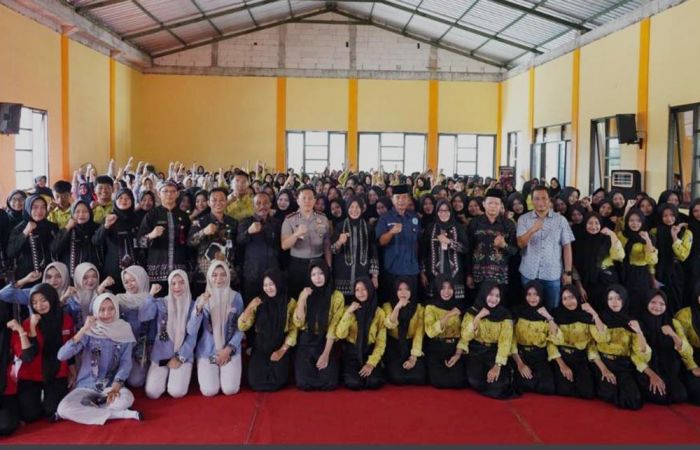 Pemkab Bojonegoro Sosialisasi Bahaya Narkoba dan Perekaman e-KTP di SMKN 1 Bojonegoro