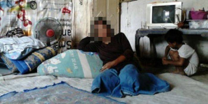 Kisah Penderita HIV/AIDS di Bojonegoro yang Diasingkan Warga Kisah Penderita HIV/AIDS di Bojonegoro yang Diasingkan Warga