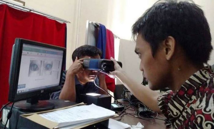 29 Ribu Warga Jember Belum Melakukan Proses Perekaman e-KTP 29 Ribu Warga Jember Belum Melakukan Proses Perekaman e-KTP