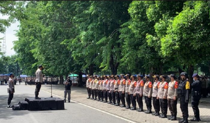 2.325 Personel Polri Siap Jaga Pilkades Sidoarjo Agar Aman dan Sehat 2.325 Personel Polri Siap Jaga Pilkades Sidoarjo Agar Aman dan Sehat