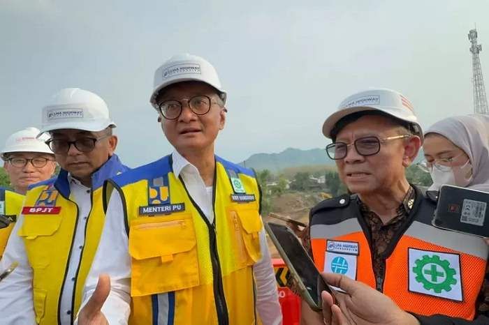 Pembangunan Bandara Dhoho Kediri dan Jalan Tol, Menteri PUPR Beri Apresiasi PT Gudang Garam Pembangunan Bandara Dhoho Kediri dan Jalan Tol, Menteri PUPR Beri Apresiasi PT Gudang Garam