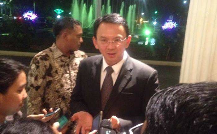 Ahok Terus Tumpahkan Kekesalannya Usai Diperiksa KPK: BPK, Lu Kira Gue Takut! Ahok Terus Tumpahkan Kekesalannya Usai Diperiksa KPK: BPK, Lu Kira Gue Takut!