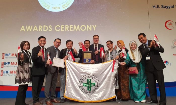 RSUD dr. Iskak Tulungagung Rumah Sakit Terbaik di Dunia, Gubernur Jatim Minta RS Lain Ikuti Jejaknya RSUD dr. Iskak Tulungagung Rumah Sakit Terbaik di Dunia, Gubernur Jatim Minta RS Lain Ikuti Jejaknya