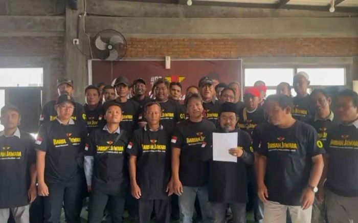 Barisan Jawara Deklarasi Dukung Khofifah-Emil Barisan Jawara Deklarasi Dukung Khofifah-Emil