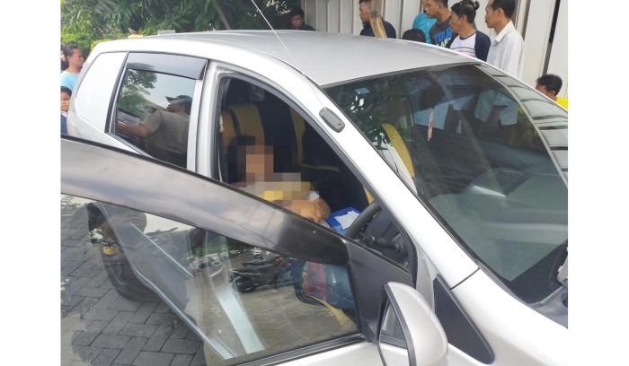 Bawa Penumpang, Sopir Taksi Online Kejang-kejang Lalu Tewas Karena Serangan Jantung Bawa Penumpang, Sopir Taksi Online Kejang-kejang Lalu Tewas Karena Serangan Jantung