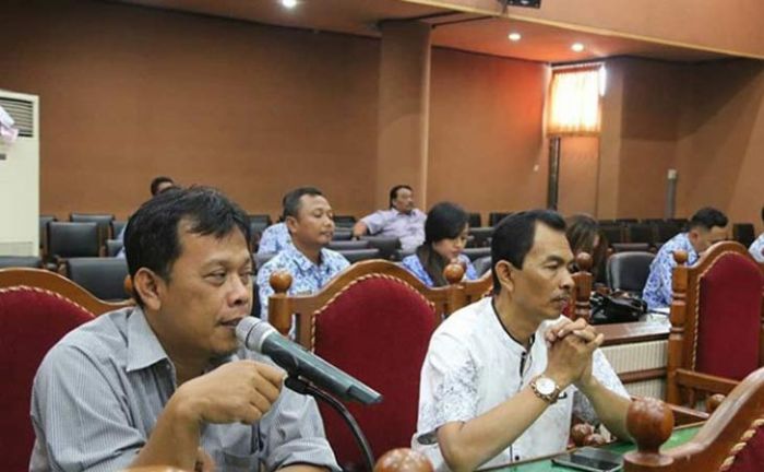 Uang Nasabah Sulit Cair, DPRD Ponorogo Panggil Kancab AJB Bumiputera Uang Nasabah Sulit Cair, DPRD Ponorogo Panggil Kancab AJB Bumiputera