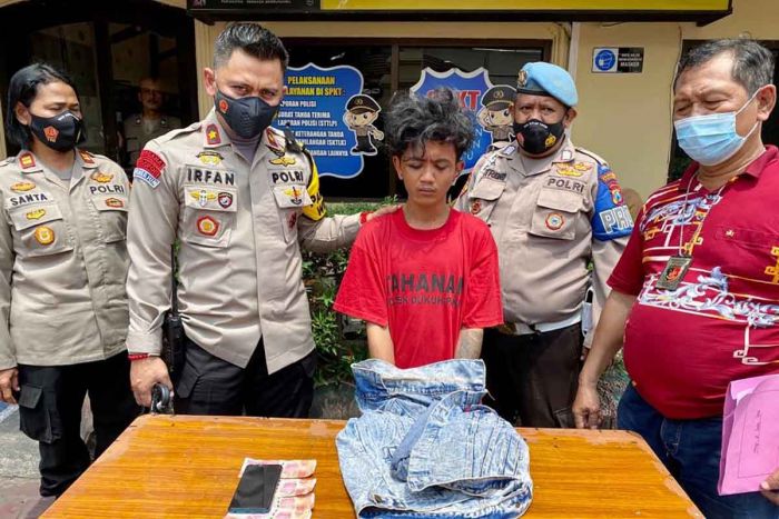 Sakit Hati Diusir Karena Menunggak, Pemuda di Surabaya Nekat Curi Motor Ibu Kos Sakit Hati Diusir Karena Menunggak, Pemuda di Surabaya Nekat Curi Motor Ibu Kos