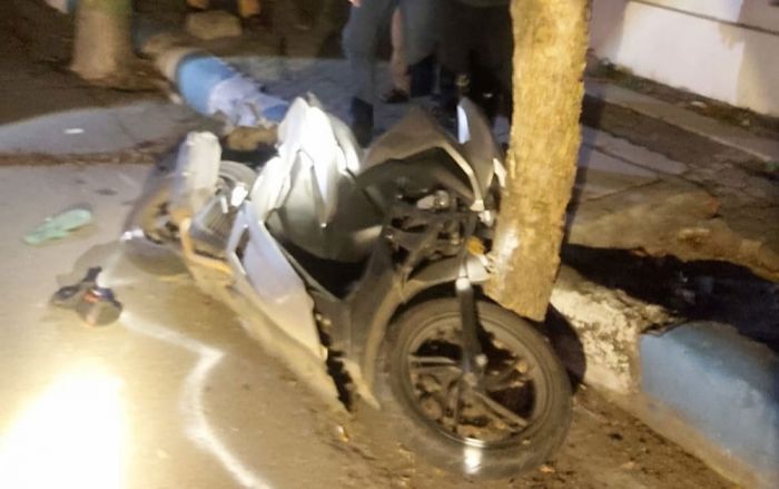 Diduga Mabuk, Tiga Remaja di Jombang Tabrak Pohon, Satu Tewas Diduga Mabuk, Tiga Remaja di Jombang Tabrak Pohon, Satu Tewas