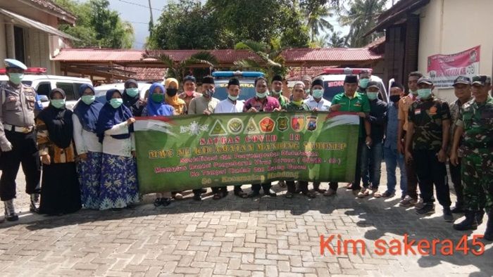MWC NU Manding Sumenep Lakukan Penyemprotan dan Sosialisasi Pencegahan Covid-19 MWC NU Manding Sumenep Lakukan Penyemprotan dan Sosialisasi Pencegahan Covid-19