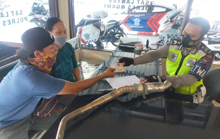 Jelang Nataru, Polres Ngawi Gelar Razia Knalpot Brong Jelang Nataru, Polres Ngawi Gelar Razia Knalpot Brong