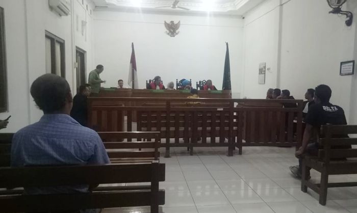 PN Sidoarjo Gelar Sidang Kasus Perusakan Surat Suara di TPS 09 Sukodono