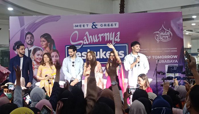 Meet and Greet Sahurnya Pesbukers, Sejumlah Artis Bollystar Sapa Warga Surabaya