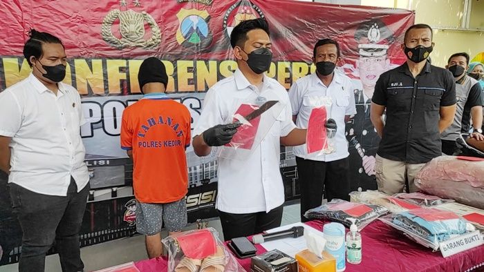 Pelaku Pembunuhan Perempuan di Hotel Pare Kediri Ternyata Pegawai Kantor KUA di Jombang Pelaku Pembunuhan Perempuan di Hotel Pare Kediri Ternyata Pegawai Kantor KUA di Jombang