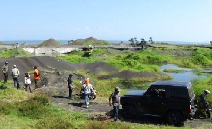 Upaya Jerat Tersangka Baru Kasus Pasir Besi Lumajang, Tim Kejati Tinjau Lokasi Upaya Jerat Tersangka Baru Kasus Pasir Besi Lumajang, Tim Kejati Tinjau Lokasi