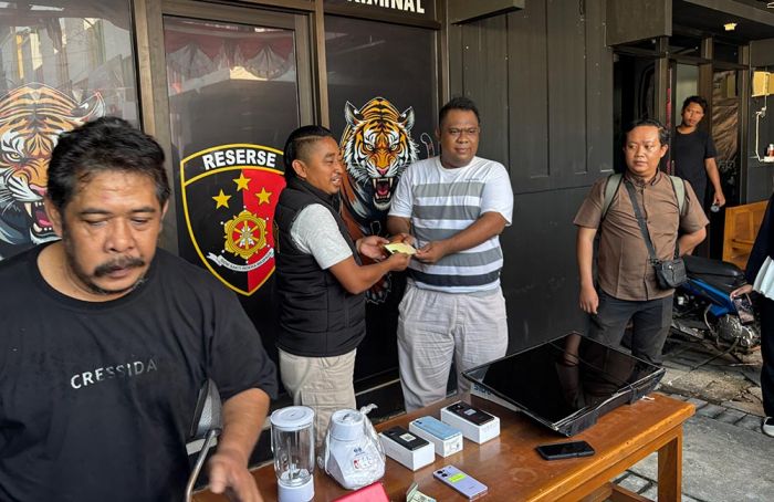 Polres Tuban Kembalikan BB Motor hingga Handphone pada Pemiliknya Polres Tuban Kembalikan BB Motor hingga Handphone pada Pemiliknya