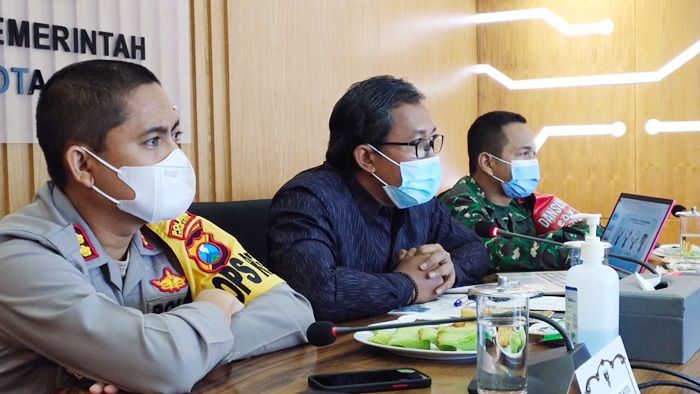 Perpanjang PPKM Mikro, Pemkot Kediri Terus Bertindak Turunkan Kasus Covid-19 Perpanjang PPKM Mikro, Pemkot Kediri Terus Bertindak Turunkan Kasus Covid-19