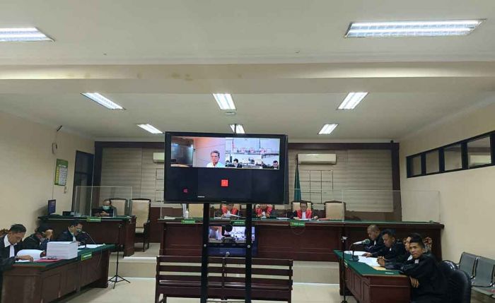Lusa, Pengadilan Tipikor Surabaya Hadirkan Saksi-saksi Kasus Korupsi Bupati Bangkalan Non-Aktif Lusa, Pengadilan Tipikor Surabaya Hadirkan Saksi-saksi Kasus Korupsi Bupati Bangkalan Non-Aktif