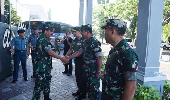 Wakili Pangkoarmada II, Kaskoarmada Lepas Keberangkatan Panglima TNI Wakili Pangkoarmada II, Kaskoarmada Lepas Keberangkatan Panglima TNI