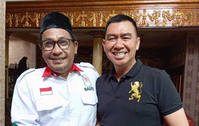 Mantan Ketua DPW PSI Jatim Beri Dukungan untuk Paslon Abadi Mantan Ketua DPW PSI Jatim Beri Dukungan untuk Paslon Abadi