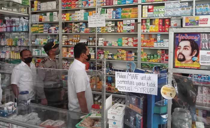 Tangkal Gagal Ginjal Akut pada Anak, Polres Batu Sidak Apotek Tangkal Gagal Ginjal Akut pada Anak, Polres Batu Sidak Apotek