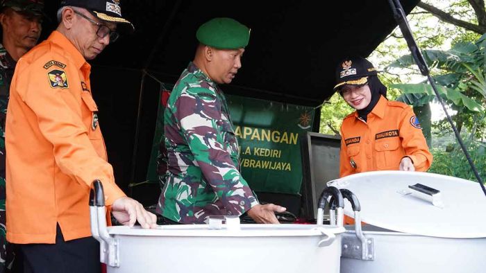 Pimpin Apel Siaga Banjir, Wali Kota Kediri Terima Bantuan dari BPBD Jatim
