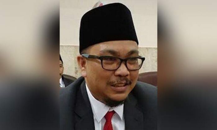 Pandekar DPRD Kritisi Bupati Jember ke Luar Negeri Saat Pilkades Pandekar DPRD Kritisi Bupati Jember ke Luar Negeri Saat Pilkades
