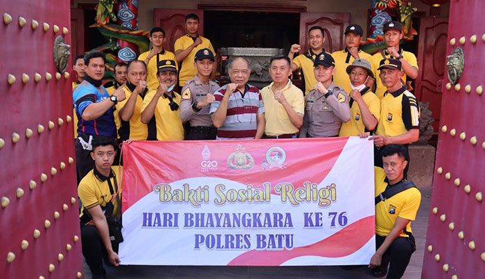 Peringati Hari Bhayangkara ke-76, Polres Batu Gelar Bakti Sosial Religi Peringati Hari Bhayangkara ke-76, Polres Batu Gelar Bakti Sosial Religi