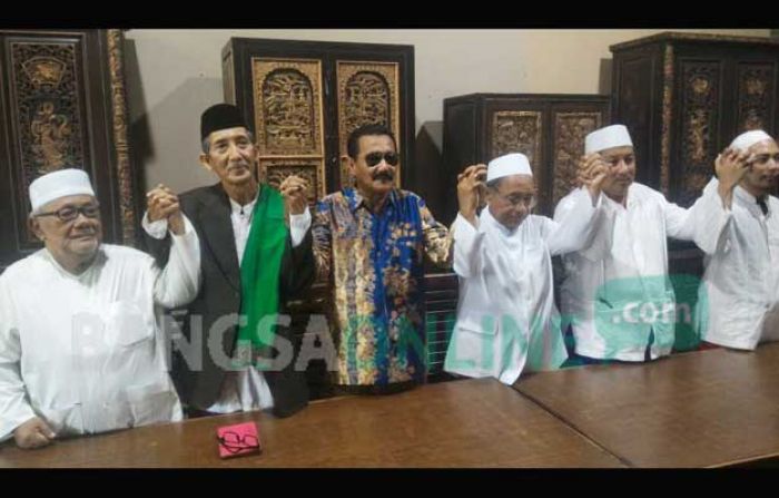 Kiai Kampung Minta Kandidat Cagub Tidak Manfaatkan NU untuk Dapatkan Dukungan Kiai Kampung Minta Kandidat Cagub Tidak Manfaatkan NU untuk Dapatkan Dukungan
