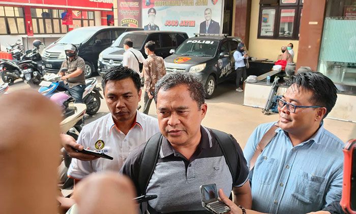 Buntut Tragedi Kanjuruhan, Ditreskrimum Polda Jatim Panggil Ketua Panpel dan SO Arema FC Buntut Tragedi Kanjuruhan, Ditreskrimum Polda Jatim Panggil Ketua Panpel dan SO Arema FC