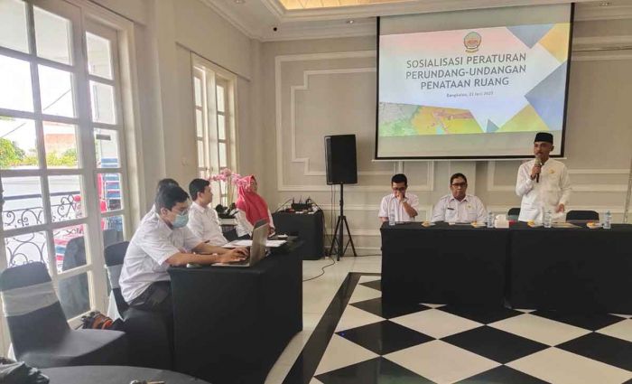 3 Wilayah di Bangkalan Mulai Gunakan Sistem KKPR dalam Pengurusan Izin Investasi 3 Wilayah di Bangkalan Mulai Gunakan Sistem KKPR dalam Pengurusan Izin Investasi