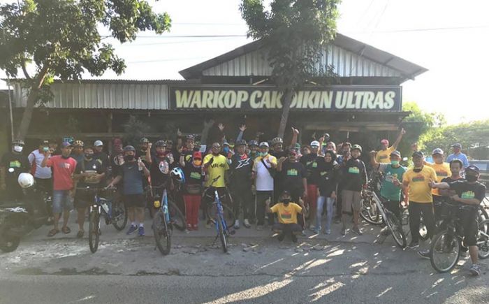 Gowes Bareng, Ketua Golkar dan PPP Gresik Kian Mesra Jelang Pilbup 2020 Gowes Bareng, Ketua Golkar dan PPP Gresik Kian Mesra Jelang Pilbup 2020