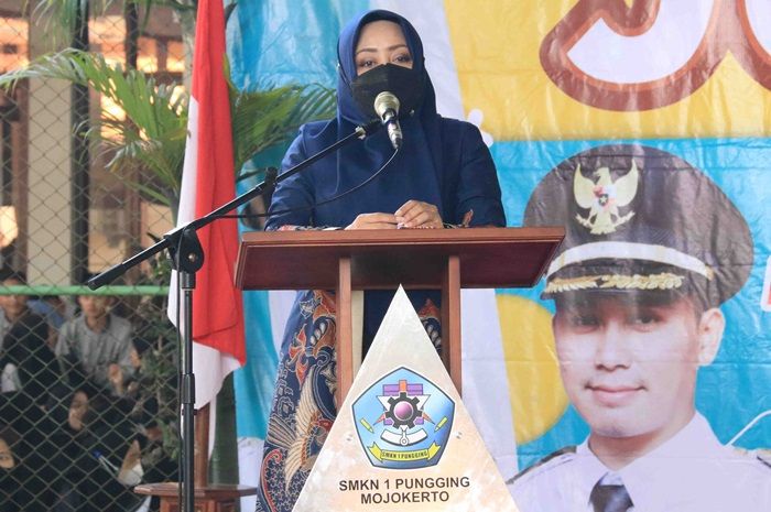 11.048 Pencaker di Job Fair Mojokerto Berebut 527 Lowongan Pekerjaan 11.048 Pencaker di Job Fair Mojokerto Berebut 527 Lowongan Pekerjaan
