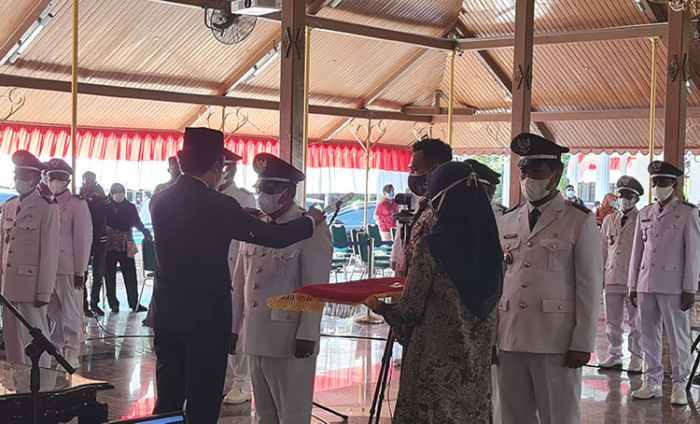 Digelar Secara Langsung dan Virtual, Bupati Bangkalan Lantik 111 Kepala Desa Terpilih Digelar Secara Langsung dan Virtual, Bupati Bangkalan Lantik 111 Kepala Desa Terpilih