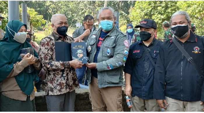 Kawasan Konservasi Alas Simpenan Ditetapkan sebagai Pusat Ficus Nasional Kawasan Konservasi Alas Simpenan Ditetapkan sebagai Pusat Ficus Nasional