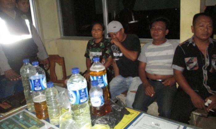 Razia Tempat Karaoke, Polres Ponorogo Sita Miras Arjo Razia Tempat Karaoke, Polres Ponorogo Sita Miras Arjo