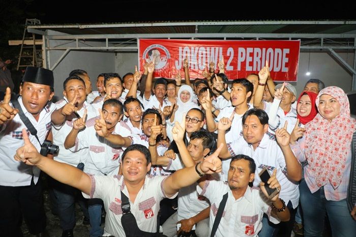 Deklarasi Bara JP, Bukti Suara Pendukung Presiden Jokowi ke Khofifah-Emil Deklarasi Bara JP, Bukti Suara Pendukung Presiden Jokowi ke Khofifah-Emil