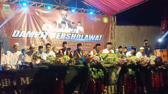 Bupati Malang Hadiri Peringatan Maulid Nabi yang Digelar PAC Pemuda Pancasila Dampit Bupati Malang Hadiri Peringatan Maulid Nabi yang Digelar PAC Pemuda Pancasila Dampit